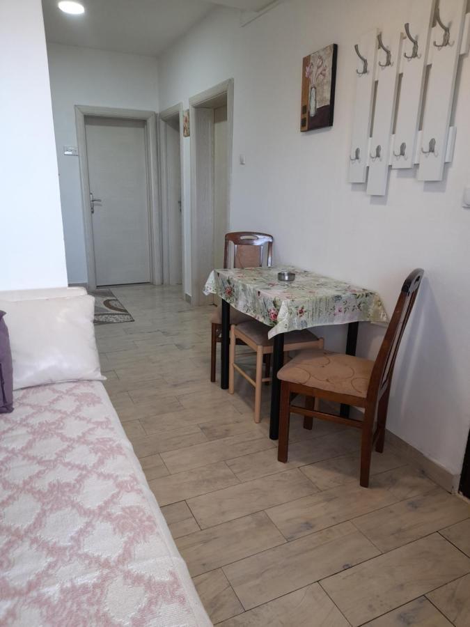 Apartman Sb Ulcinj Exterior foto