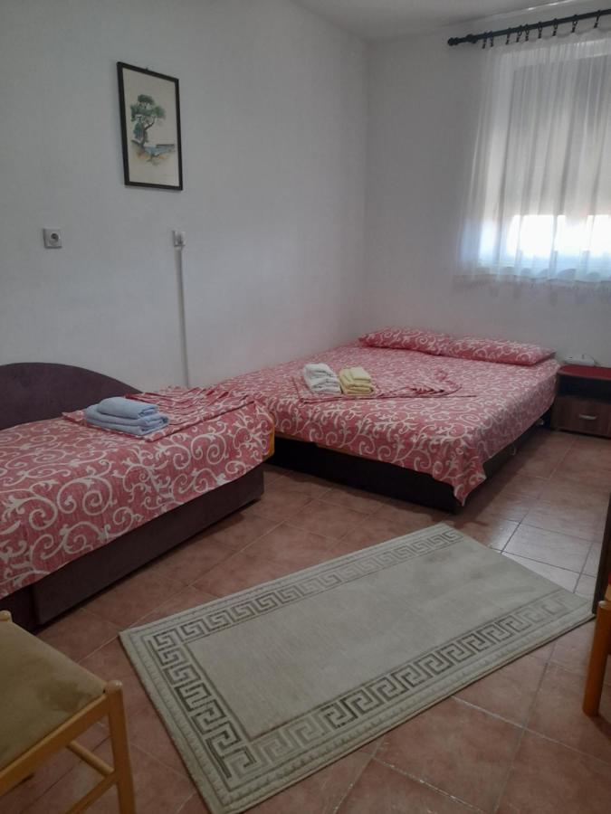 Apartman Sb Ulcinj Exterior foto